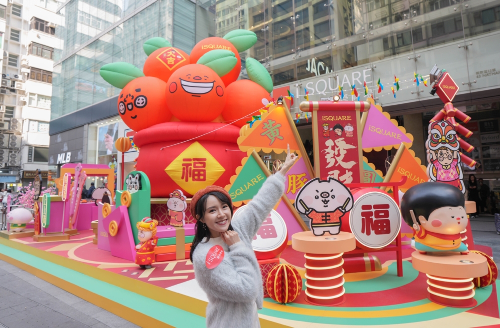 市民可在3大吉慶打卡區域內,拍攝與插畫師創作的獨特作品合照