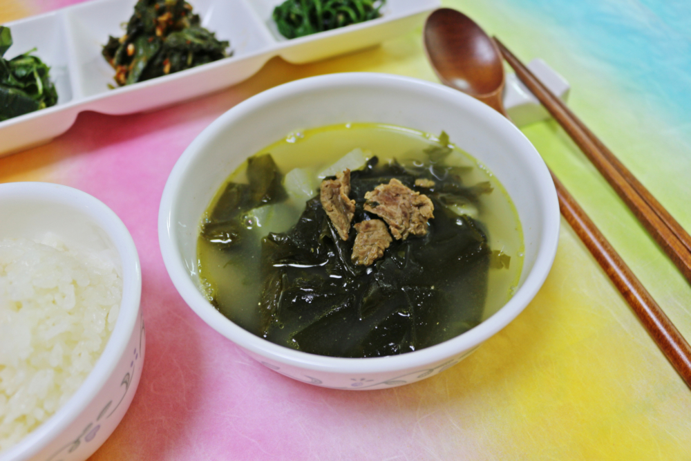 海帶湯有孕婦及胎兒所需的碘