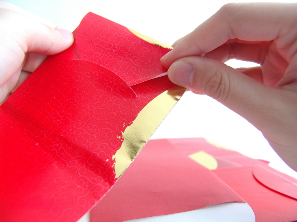 姪仔當場拆開後竟嫌棄金額太少