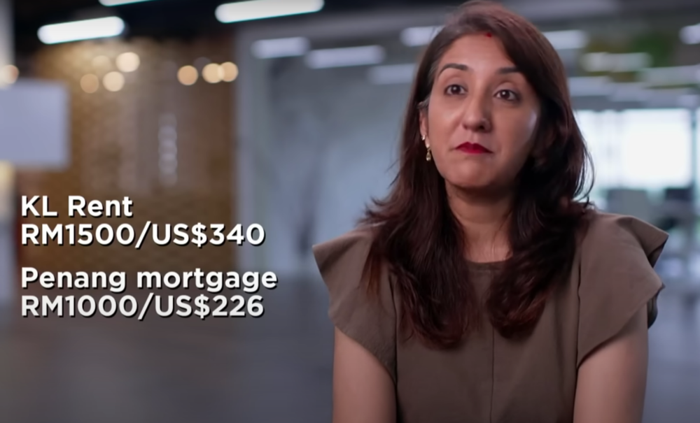 搭飛機通勤不僅讓她能省錢，還能每天陪伴孩子，可謂一舉兩得