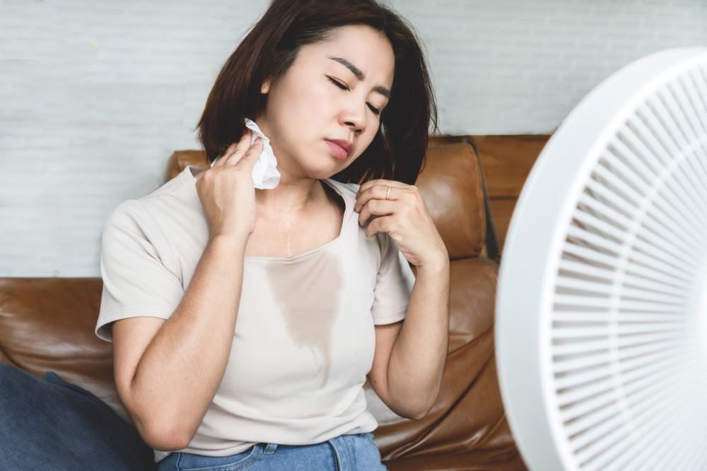 為何媽媽懷孕及產後覺得怕熱?