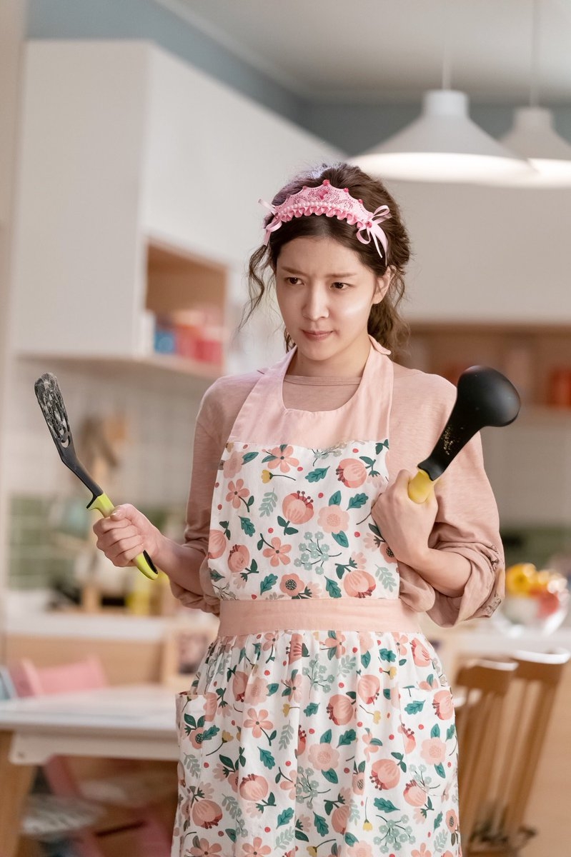 媽媽忙著照顧BB、做家務之餘,也要好好護膚保養,否則容易加速皮膚老化!