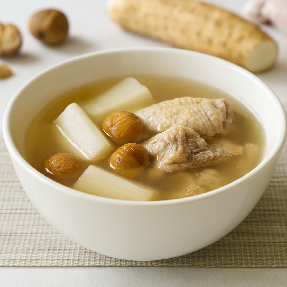 淮山栗子雞湯偏向食補,適合反覆感冒咳嗽、體質虛弱的幼兒調理飲用