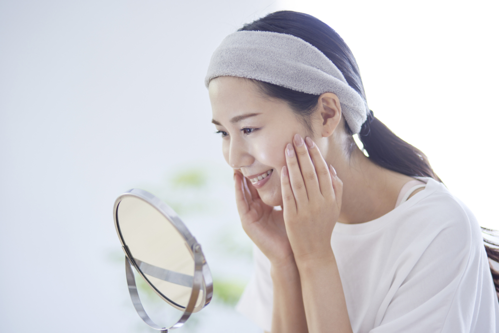 吃深色食物不會讓皮膚變黑，食物色素大多會被代謝掉，影響膚色的是營養素，不是顏色。