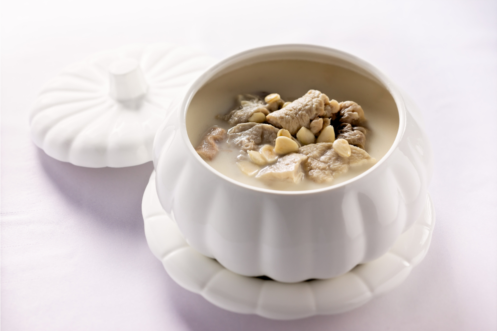 椰子鱷魚肉湯助止咳潤肺、養顏、清燥熱