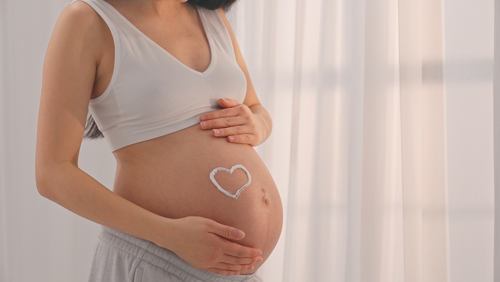 許多媽媽在服用鈣片後出現便秘困擾,這並非偶然。這背後的原因,很可能與您選擇的「鈣片種類」有密切關係!