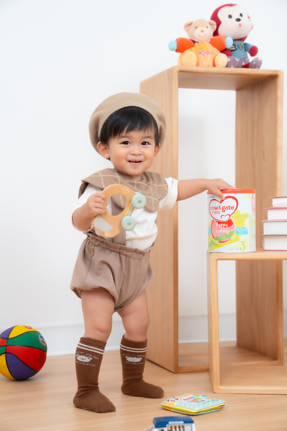 一種貼近母乳中的β-酪蛋白,天然親和人體。有助寶寶溫和消化,減輕腸道負擔。