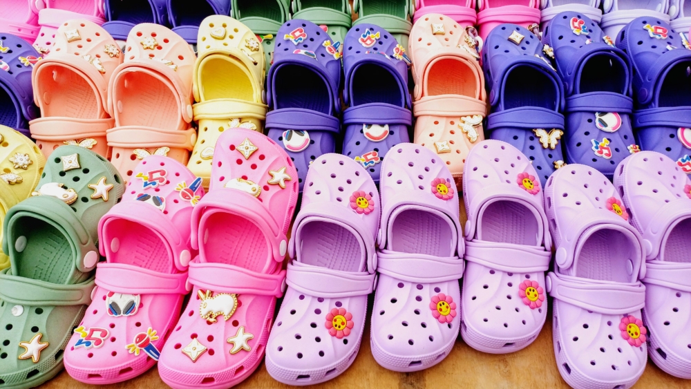 內地有機構檢出兒童涼鞋鄰苯二甲酸酯超標，對兒童有甚麼影響？（示意圖，非有問題鞋款）