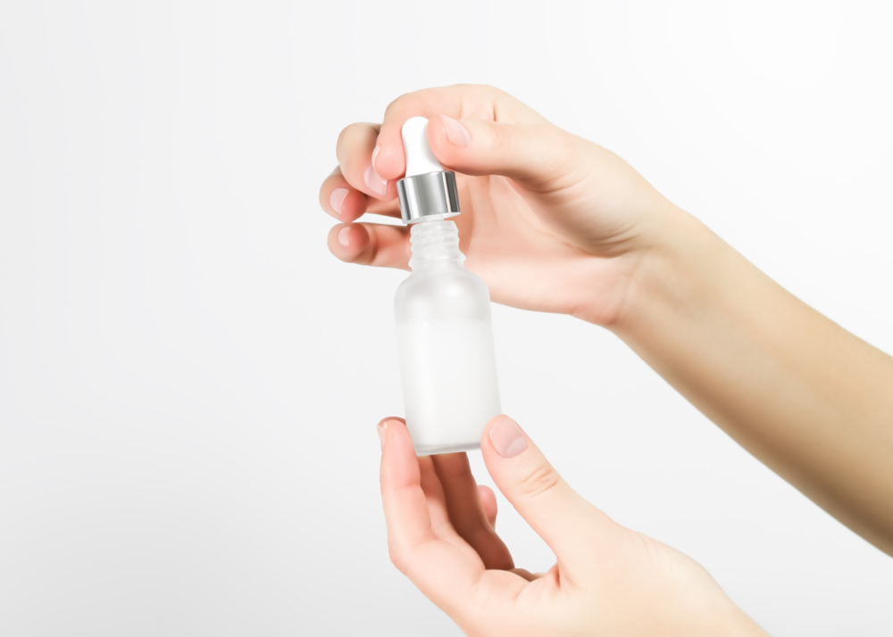 選購美白精華沒頭緒？建議可從看成分、挑選適合自己膚質的質地、參考真實用後評價、選擇信譽好和包裝穩定的品牌等方面入手～