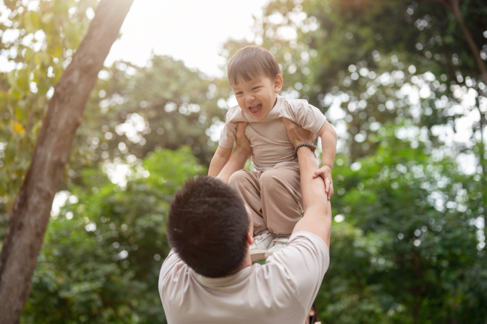 ILLUMA<sup>®</sup> LUXA<sup>®</sup> 全球首創~母源合奏配方,多元母源成分和諧合奏,為寶寶奏出美妙的樂曲