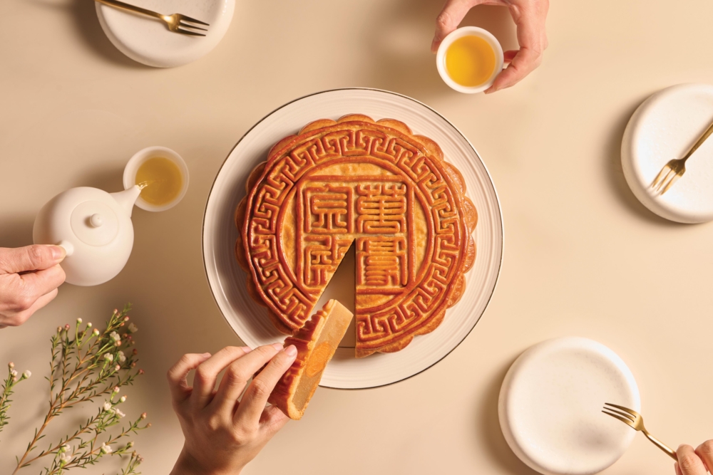 適合6至10人分享，盡顯中秋團圓的奢華氣派