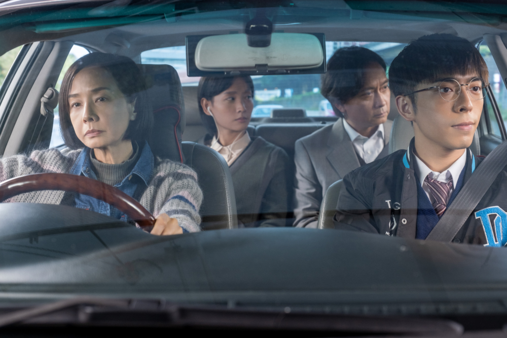 中產家庭收入雖高，但開支同樣大