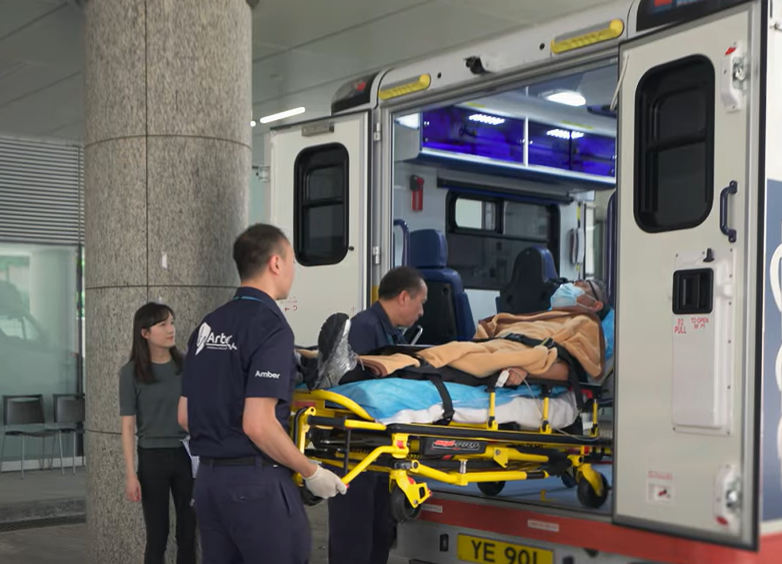 港怡醫院與安珀醫療合作,推出點對點非緊急醫療護送服務,旨在為有需要的人士提供安全、舒適的接送方案。