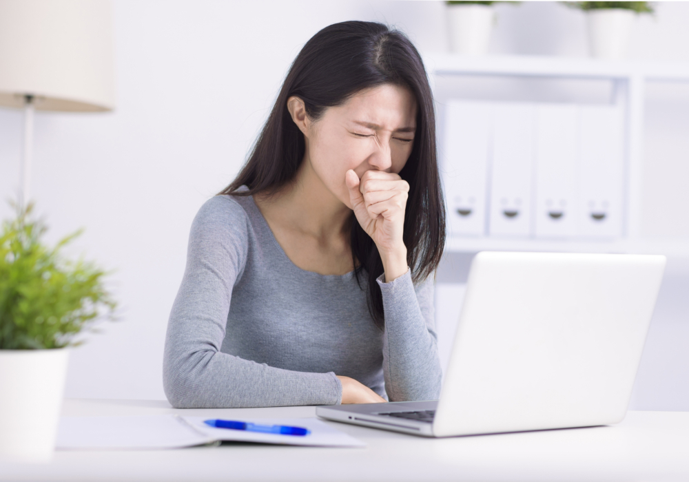 不論大人或小朋友,「咳唔停」不但會咳到胸口痛、夜晚睡不好 ,更可能影響日常生活。