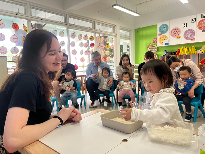 民生書院親子遊戲班的上課情況。