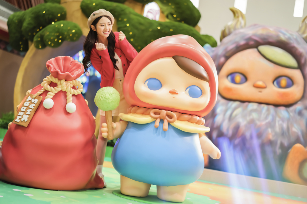 森林的入口處有活力滿滿的 POKO 探險家迎接。