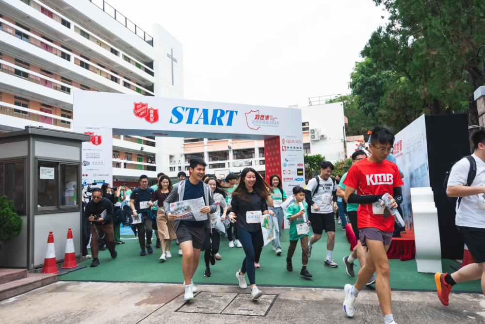 與孩子並肩同行做善事