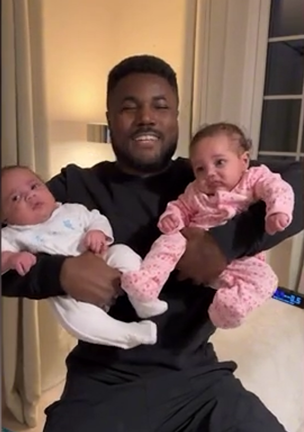 通過育兒日常分辨雙胞胎