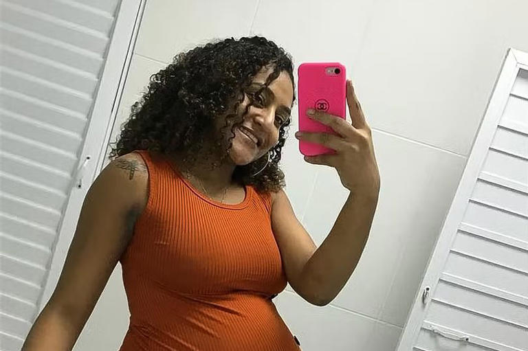 Kathleen Nicole Ramos Santos在懷第一胎的期間，竟意外再次受孕，成為全球少數「異期復孕」案例的女性之一