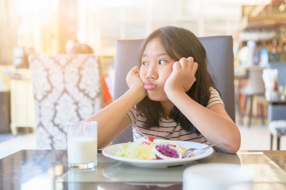 食慾低落型的孩子並非討厭食物，也不在乎咀嚼動作，而是身體真的不會發出飢餓訊號