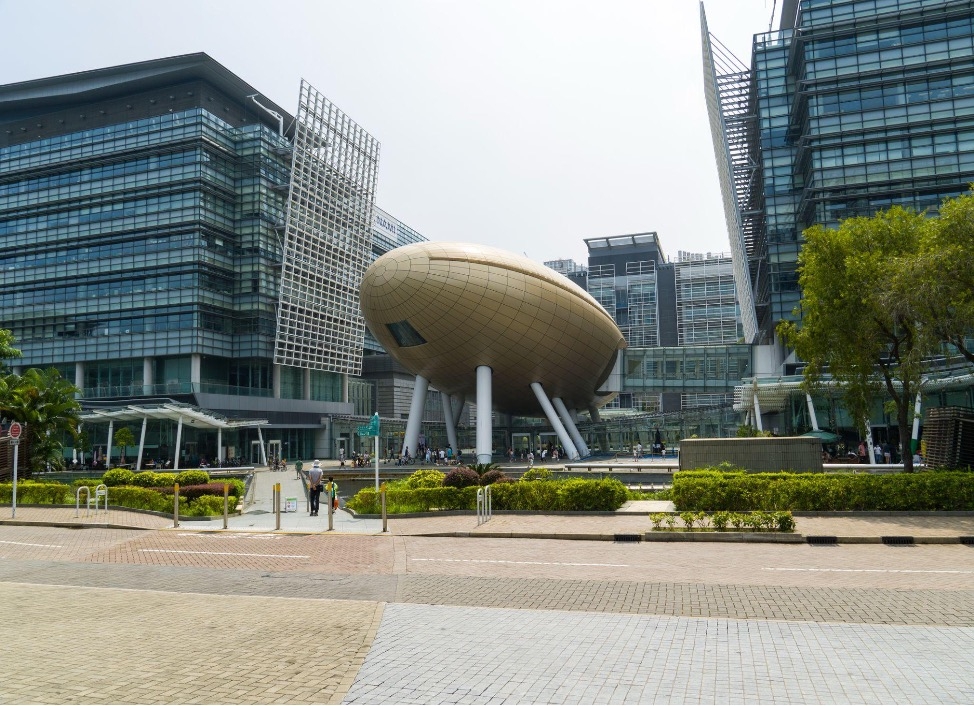 香港的儲存實驗室位於香港科學園，擁有約10,000平方呎，配備最先嶉的處理及儲存設備。