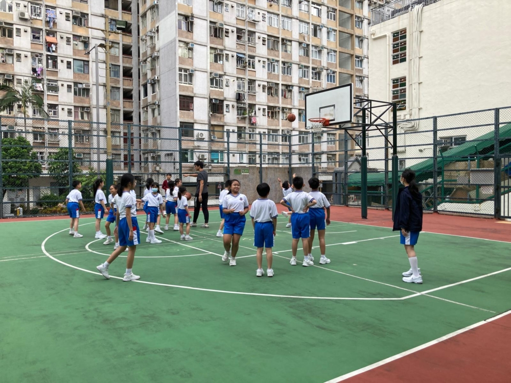 善導小學特別重視學生的身心靈健康，並配合教育局的「MVPA 60獎勵計劃」，鼓勵學生每天累積最少60分鐘的體能活動。